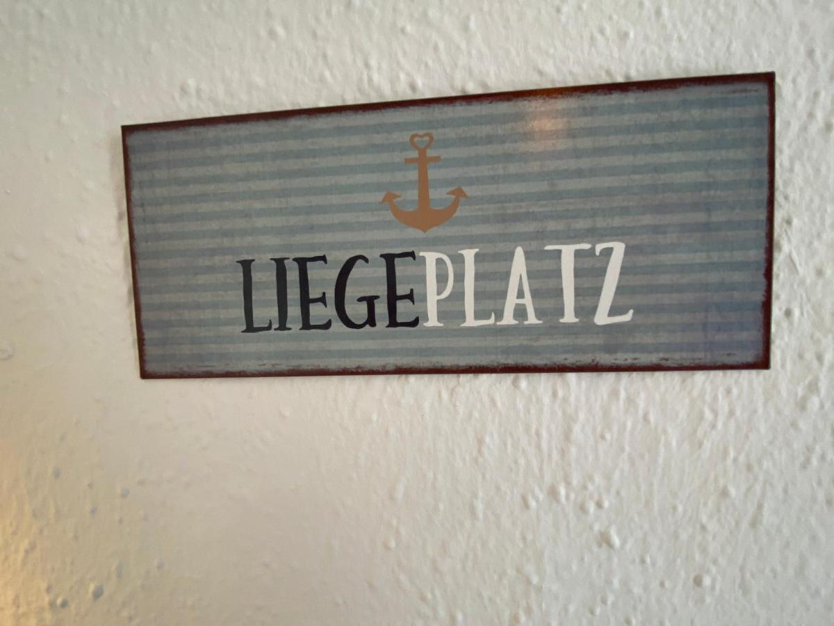 Kleines Doppelzimmer Mit Eigenem Bad Und Kuehlschrank, Frisch Saniert Фридрихског Экстерьер фото